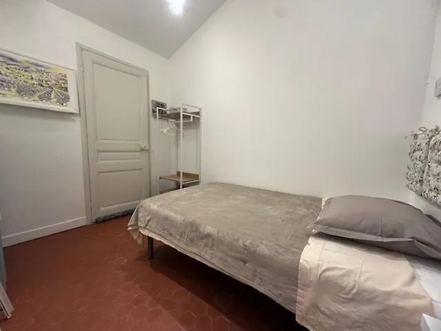 Appartement Central Rue Hoche Cannes Apartment